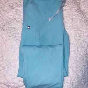 FIGS SCRUBS! Sky blue😍😍